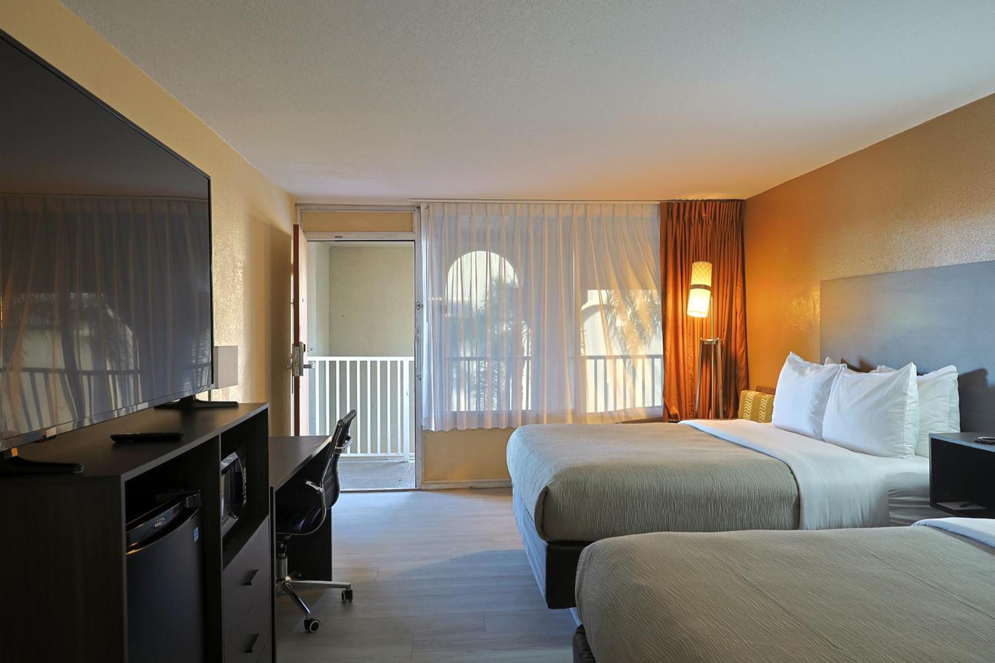 Quality Inn Kennedy Space Center Titusville Exterior photo