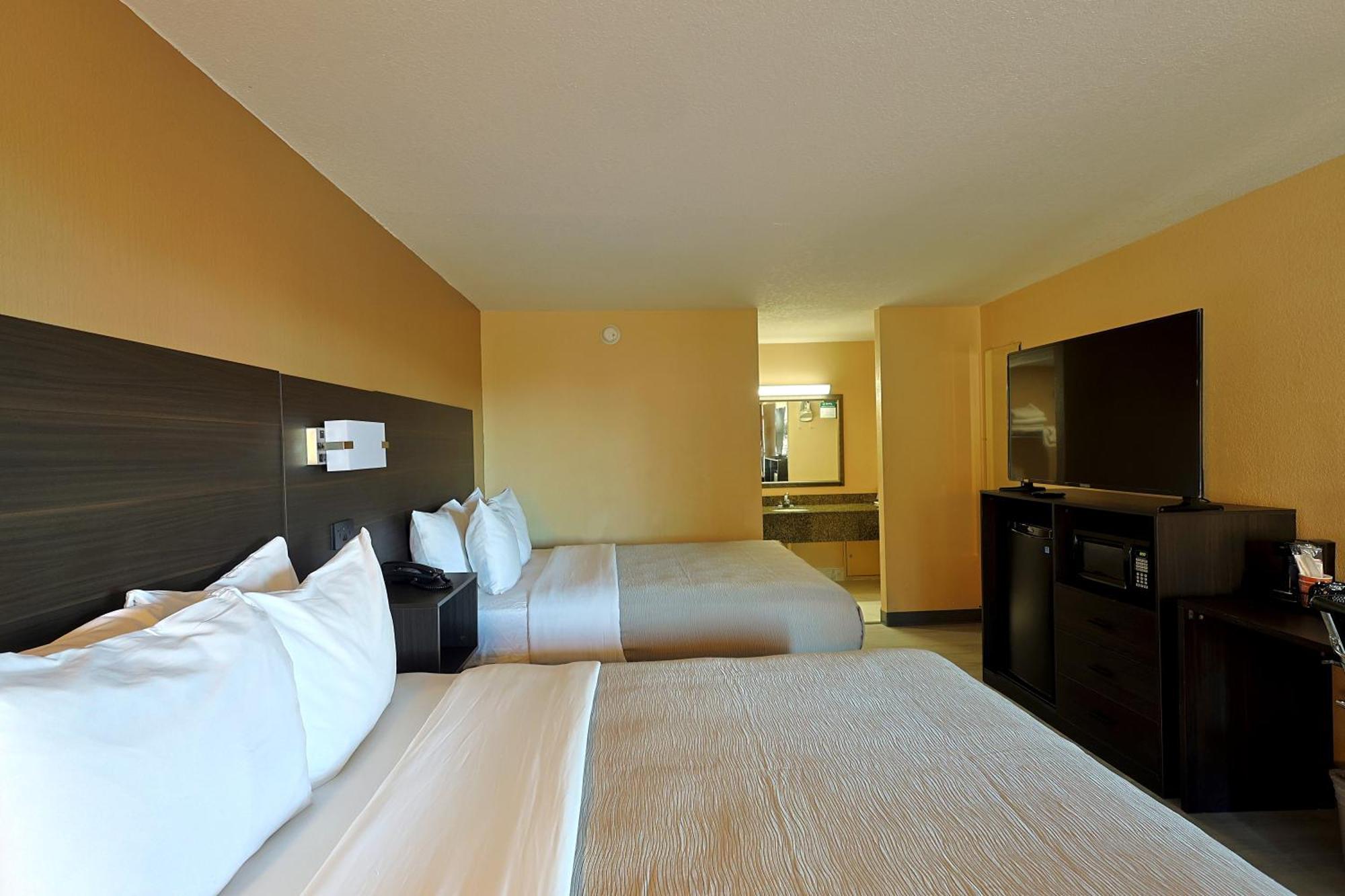 Quality Inn Kennedy Space Center Titusville Exterior photo