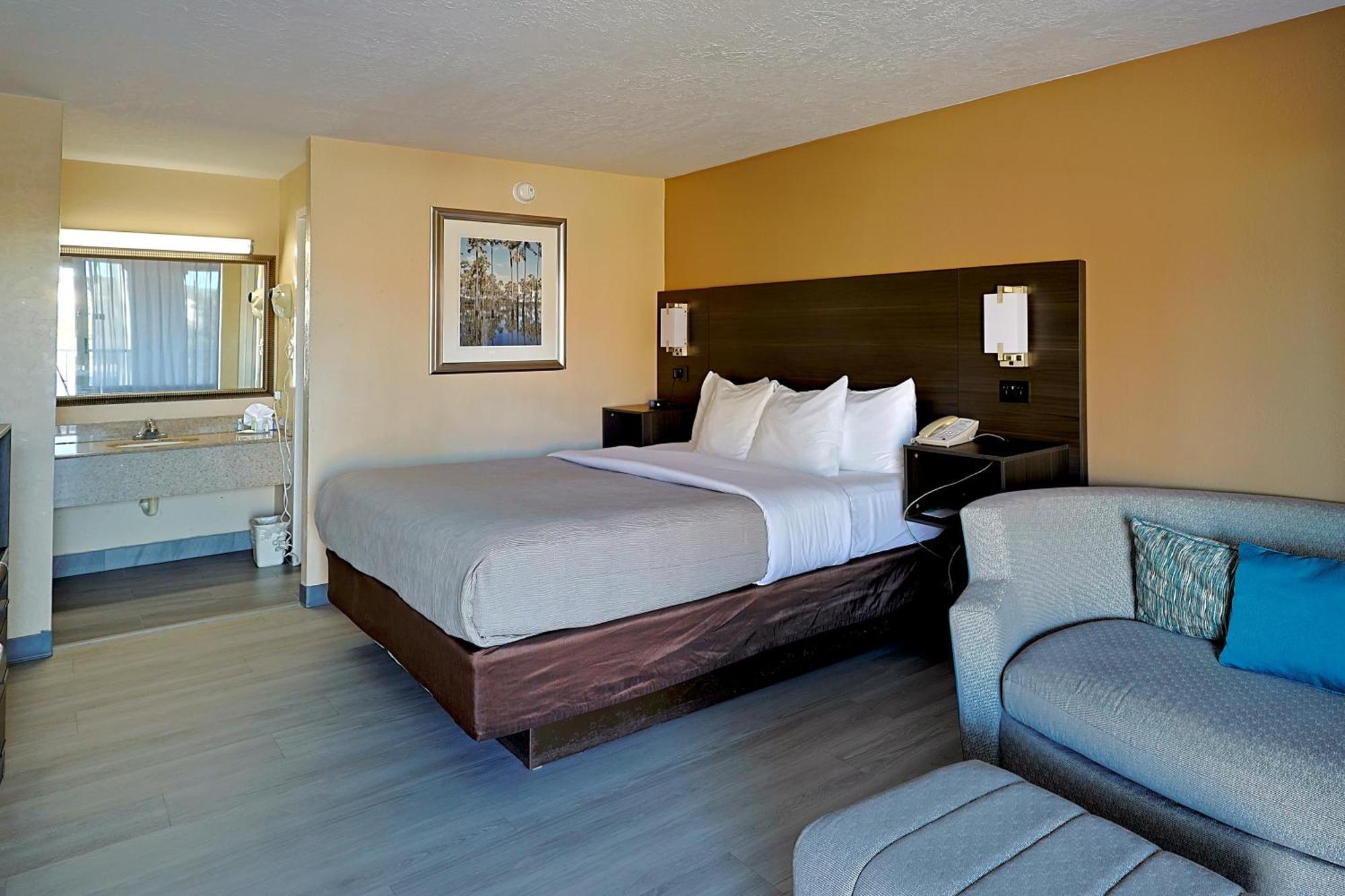 Quality Inn Kennedy Space Center Titusville Exterior photo